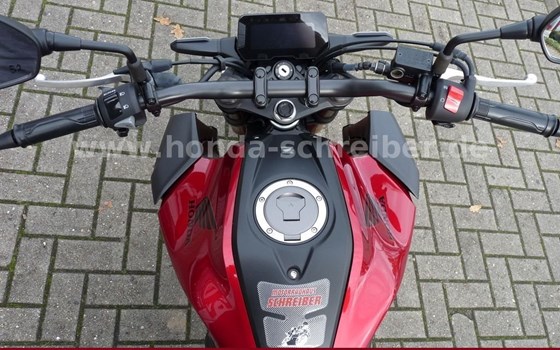 Gebrauchtmotorrad Honda CB125R - Bild 5