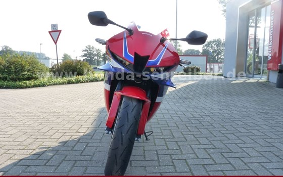 Gebrauchtmotorrad Honda CBR600RR - Bild 3