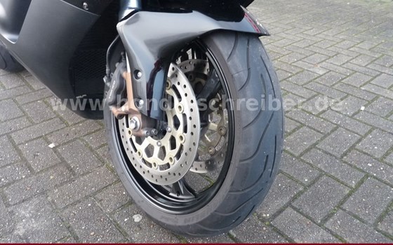 Gebrauchtmotorrad Honda CB 1000 R - Bild 8