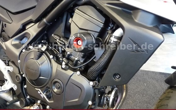 Gebrauchtmotorrad Honda CB750 Hornet - Bild 10