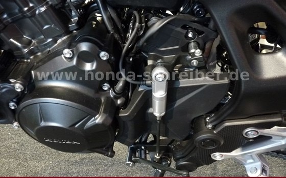 Gebrauchtmotorrad Honda CB750 Hornet - Bild 7