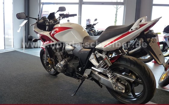 Gebrauchtmotorrad Honda CB 1300 S - Bild 4