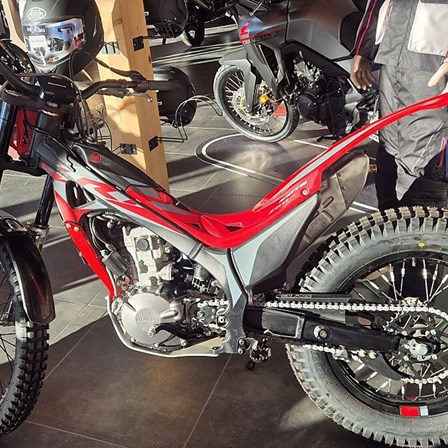 Honda Montesa COTA 4RT 260