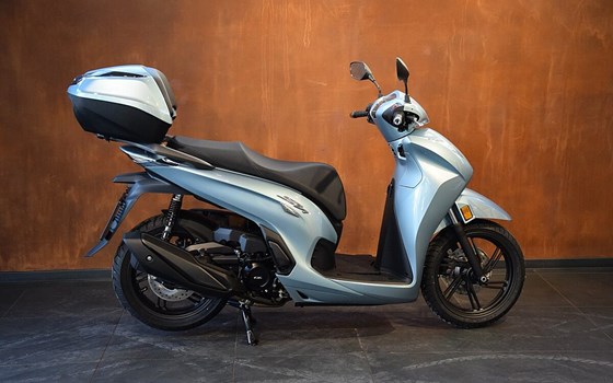 Neufahrzeug Honda SH350i - Bild 3