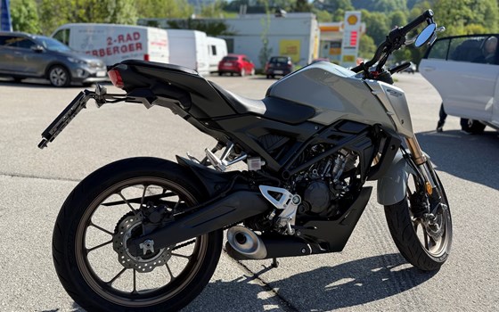 Gebrauchtmotorrad Honda CB125R - Bild 4