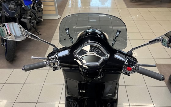 Neufahrzeug Vespa GTS 310 - Bild 9