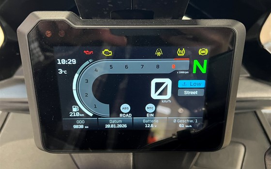 Gebrauchtmotorrad KTM 890 SMT - Bild 7