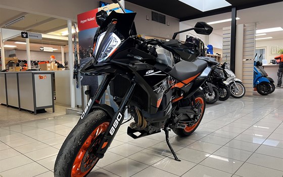 Gebrauchtmotorrad KTM 890 SMT - Bild 1