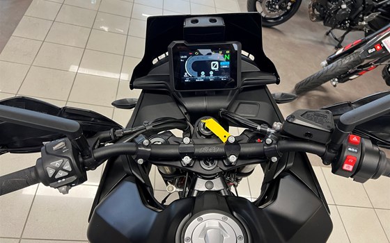 Gebrauchtmotorrad KTM 890 SMT - Bild 5