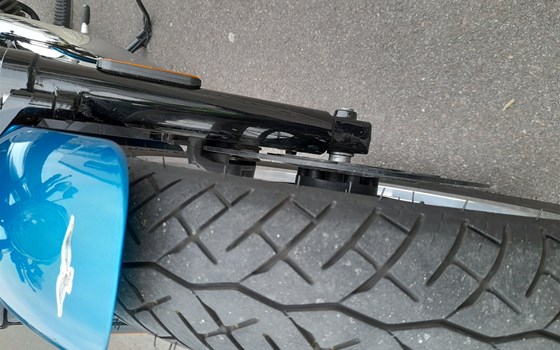 Gebrauchtmotorrad Moto Guzzi V7 III Special - Bild 9