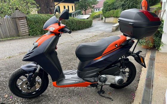 Gebrauchtmotorrad Aprilia SR 125 - Bild 2