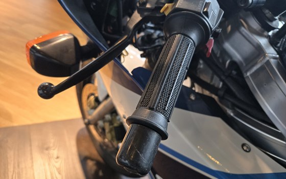 Gebrauchtmotorrad Suzuki GSX-R 1100 - Bild 9