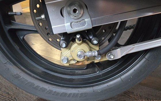 Gebrauchtmotorrad Suzuki GSX-R 1100 - Bild 12