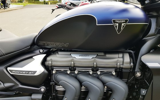 Gebrauchtmotorrad Triumph Rocket 3 Storm R - Bild 6