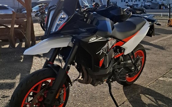 Gebrauchtmotorrad KTM 890 SMT - Bild 3