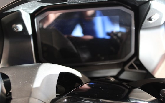 Gebrauchtmotorrad Honda Forza 750 - Bild 14