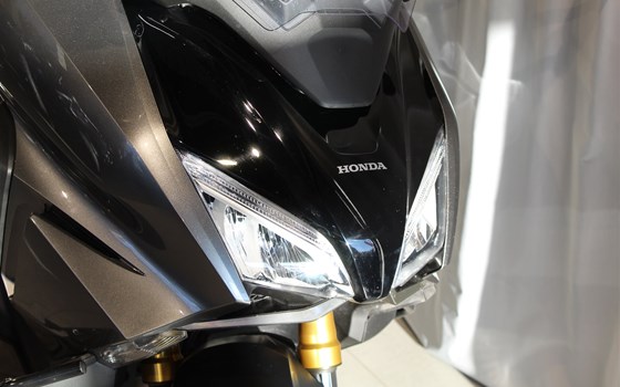 Gebrauchtmotorrad Honda Forza 750 - Bild 3