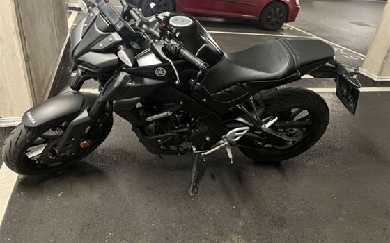 Gebrauchtmotorrad Yamaha MT-125 - Bild 3