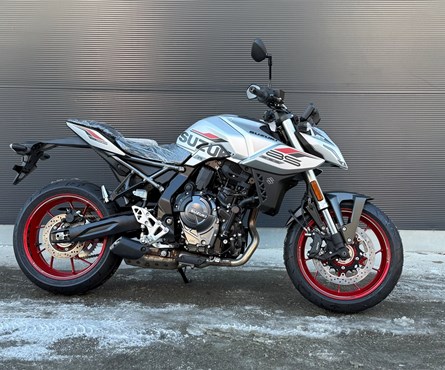 Neumotorrad Suzuki GSX-8S