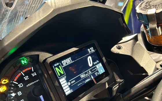 Neufahrzeug Kawasaki Versys 1100 SE - Bild 5