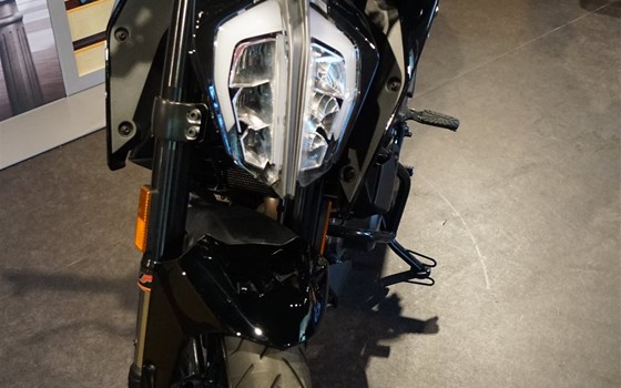 Neufahrzeug KTM 390 Duke - Bild 6