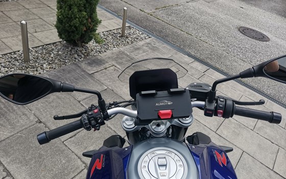 Gebrauchtmotorrad BMW F 900 R - Bild 3