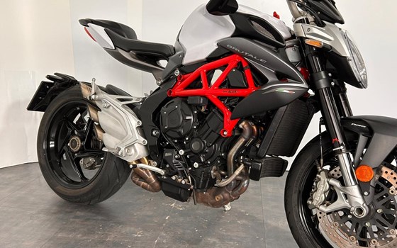 Gebrauchtmotorrad MV Agusta Brutale 800 - Bild 3