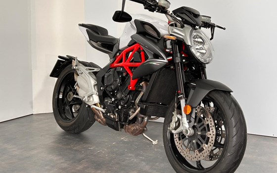Gebrauchtmotorrad MV Agusta Brutale 800 - Bild 1