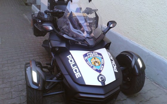 Gebrauchtmotorrad Can-Am Spyder F3-S - Bild 2