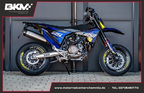 Gebrauchtmotorrad Husqvarna 701 Supermoto