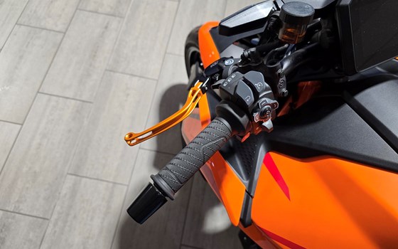 Neufahrzeug KTM 1390 Super Duke R EVO - Bild 5