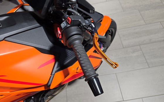 Neufahrzeug KTM 1390 Super Duke R EVO - Bild 6