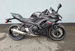 Neumotorrad Kawasaki Ninja 650