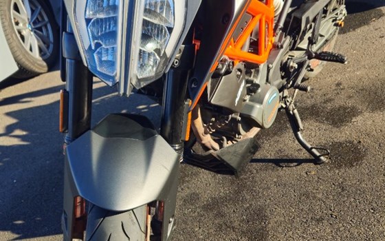 Gebrauchtmotorrad KTM 125 Duke - Bild 6