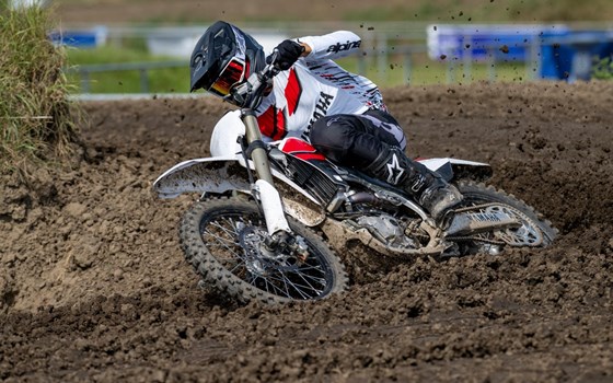 Neufahrzeug Yamaha YZ450F 70th Anniversary Edition - Bild 6