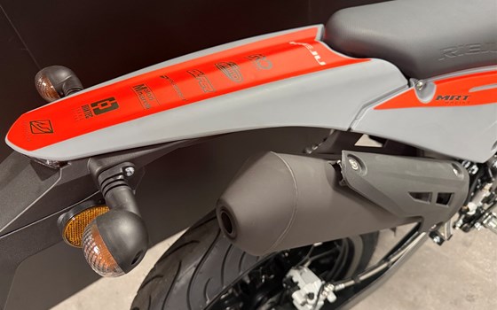 Neufahrzeug Rieju MRT 50 SM Matt Grey - Bild 4