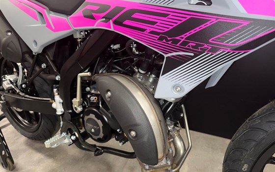 Neufahrzeug Rieju MRT 50 SM Matt Grey - Bild 7