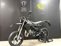 Neumotorrad Rieju MRT 50 Custom LOW-VERSION MIT REDUZIERTER SITZHÖHE, SOFORT VERFÜGBAR!!!