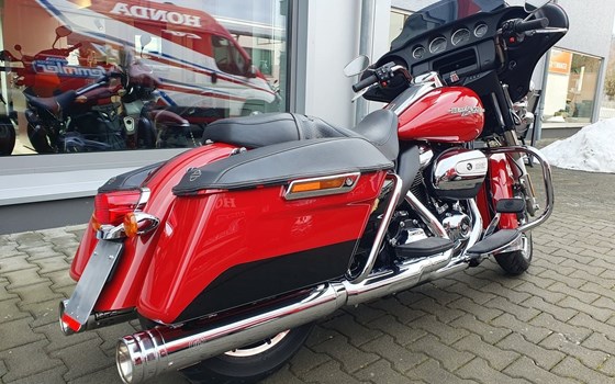 Gebrauchtmotorrad Harley-Davidson Electra Glide Ultra Classic FLHTCU - Bild 18