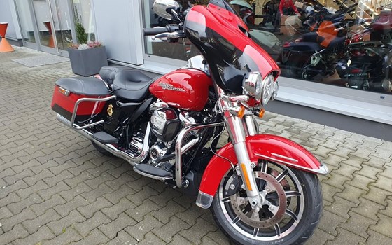Gebrauchtmotorrad Harley-Davidson Electra Glide Ultra Classic FLHTCU - Bild 2