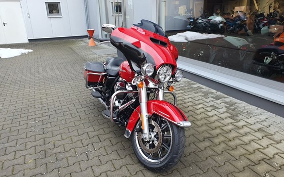 Gebrauchtmotorrad Harley-Davidson Electra Glide Ultra Classic FLHTCU - Bild 3