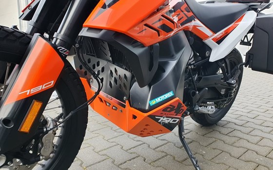 Gebrauchtmotorrad KTM 790 Adventure - Bild 17