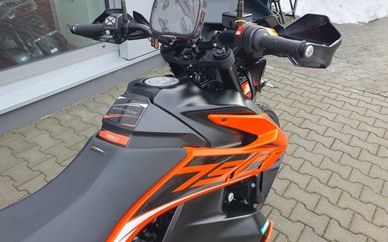 Gebrauchtmotorrad KTM 790 Adventure - Bild 7