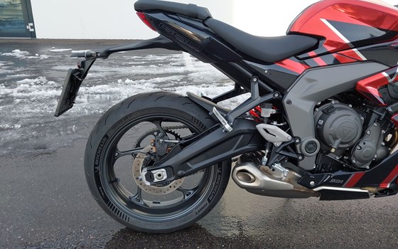 Neufahrzeug Triumph Daytona 660 - Bild 11