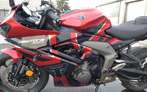 Neufahrzeug Triumph Daytona 660 - Bild 14