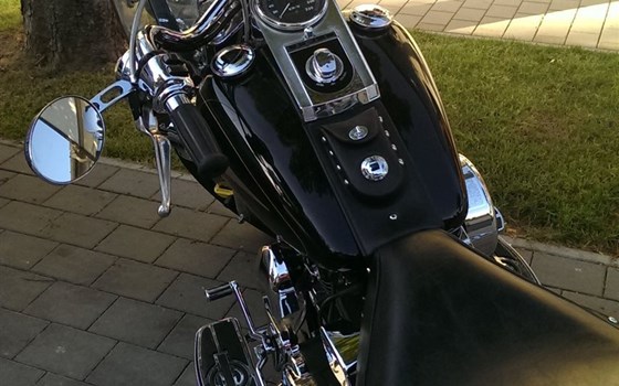 Gebrauchtmotorrad Harley-Davidson Softail Heritage Classic FLSTC - Bild 5