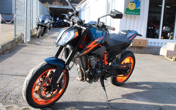 Gebrauchtmotorrad KTM 890 Duke R - Bild 2