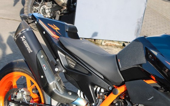 Gebrauchtmotorrad KTM 890 Duke R - Bild 7