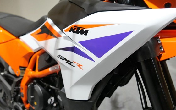 Neufahrzeug KTM 390 SMC R - Bild 7