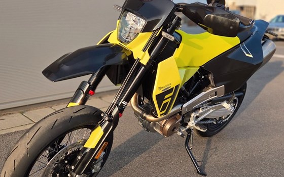 Neufahrzeug Husqvarna 701 Supermoto - Bild 2